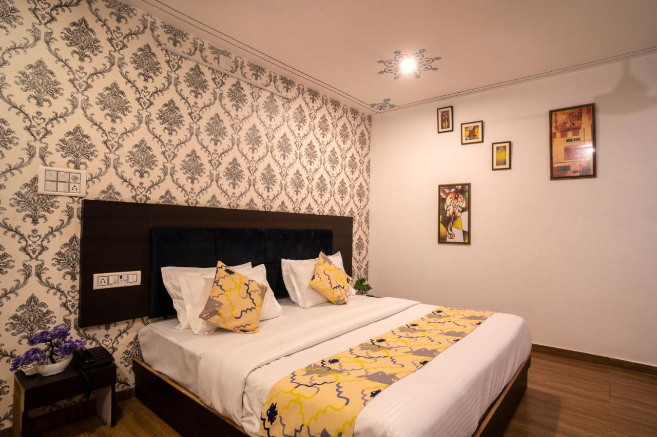 Tripli Hotels Arunoday Palace Udajpur Zewnętrze zdjęcie