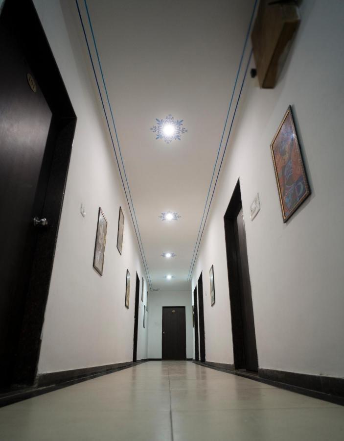 Tripli Hotels Arunoday Palace Udajpur Zewnętrze zdjęcie