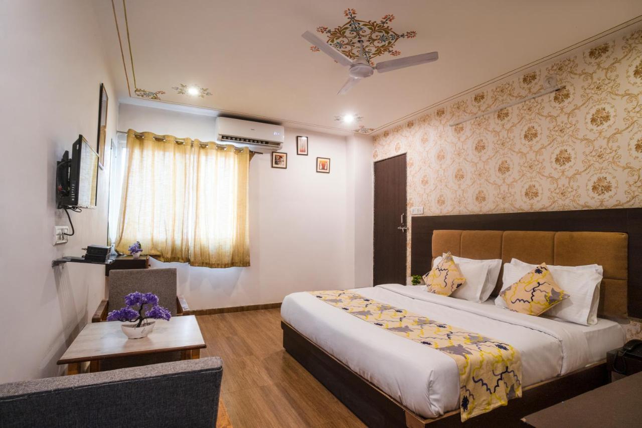 Tripli Hotels Arunoday Palace Udajpur Zewnętrze zdjęcie