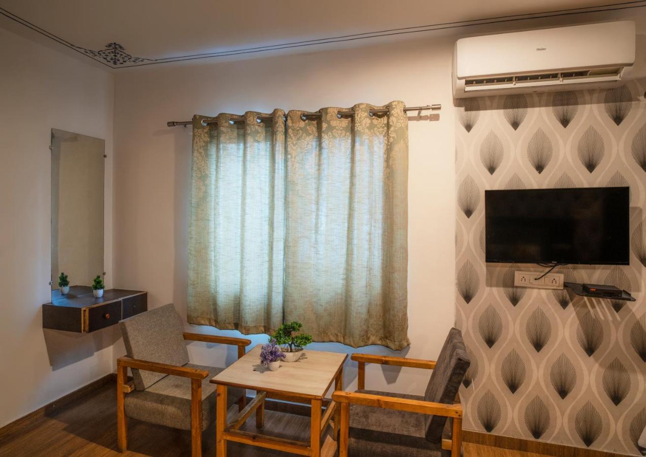 Tripli Hotels Arunoday Palace Udajpur Zewnętrze zdjęcie