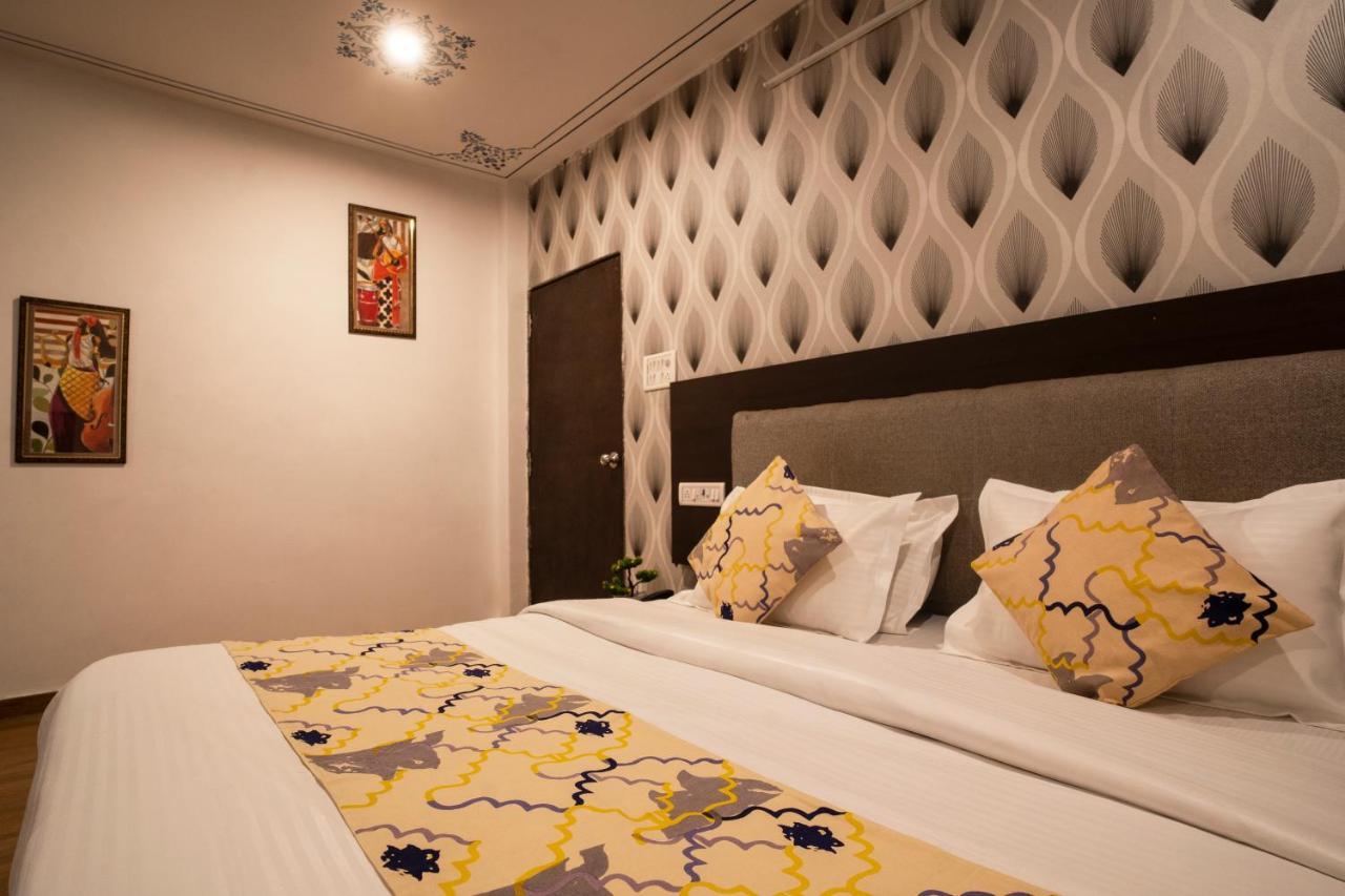 Tripli Hotels Arunoday Palace Udajpur Zewnętrze zdjęcie
