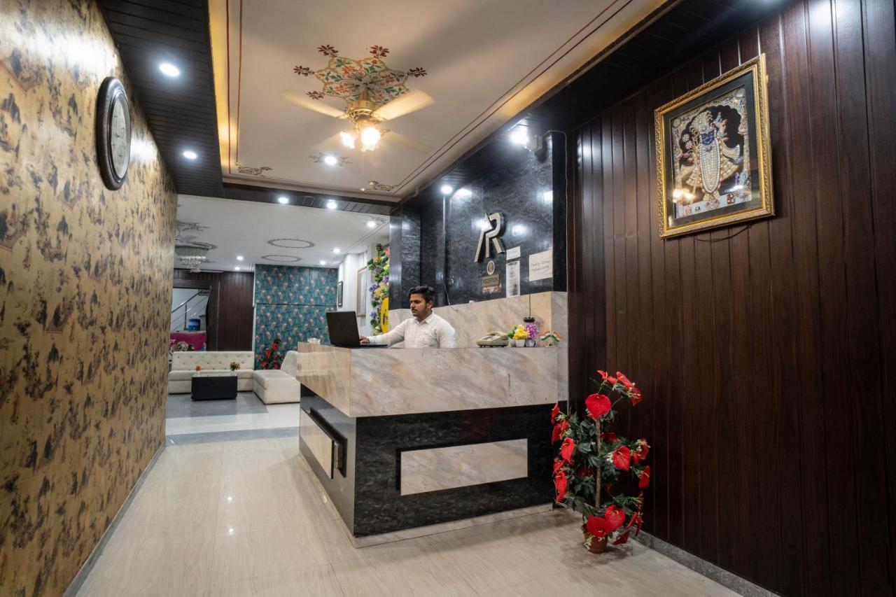 Tripli Hotels Arunoday Palace Udajpur Zewnętrze zdjęcie
